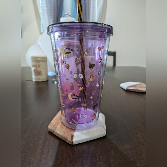 Hello kitty Halloween cup - Picture 3 of 4